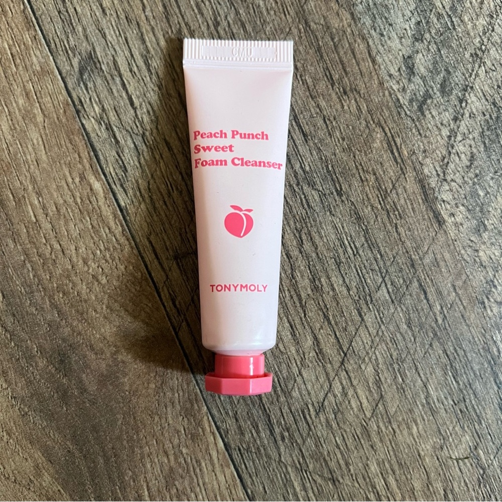 Tony Moly Peach Punch Sweet Foam Cleanser